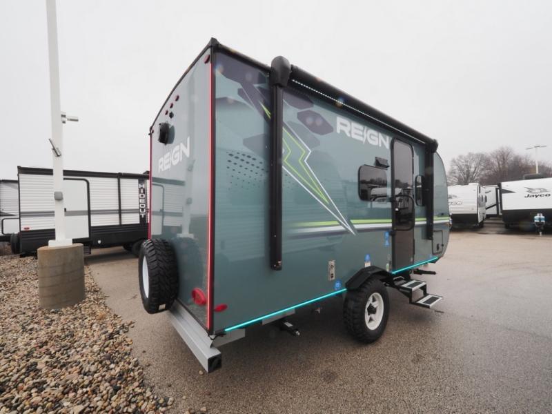 2025 Keystone Reign 15RB, $ 35,993