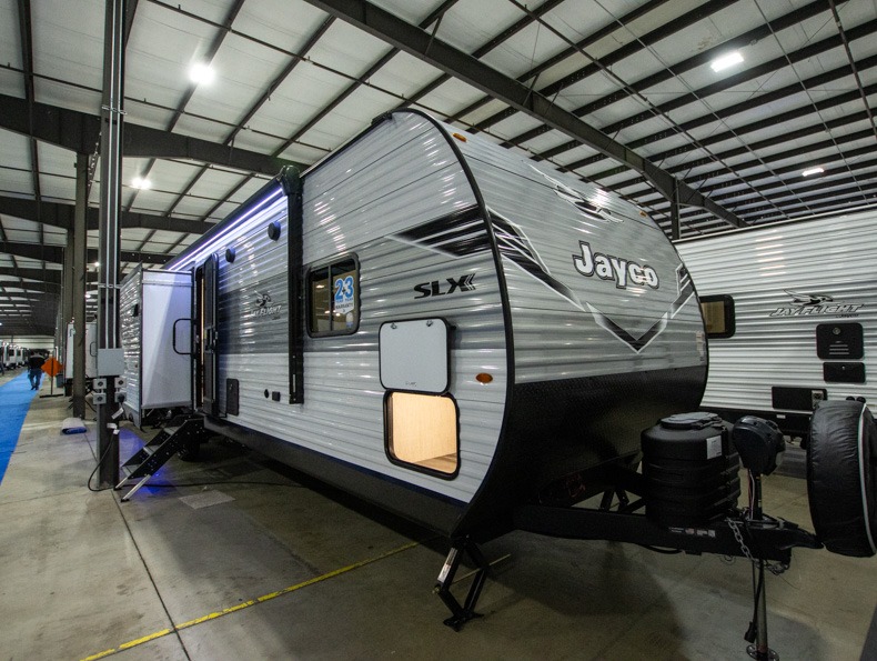 2025 Jayco Jay Flight SLX 333BTS, $ 54,196