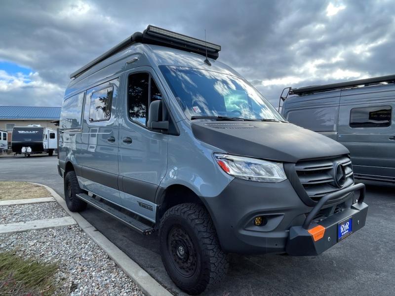 2022 Winnebago Revel 44E, $ 159,990