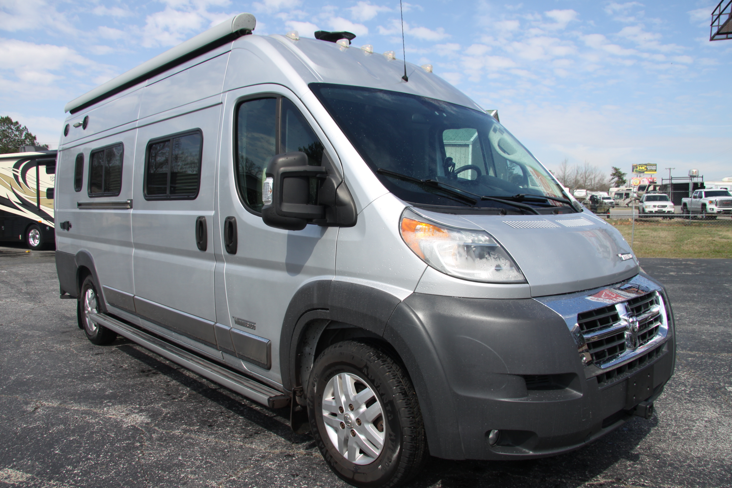 2019 Winnebago Travato, $ 49,999