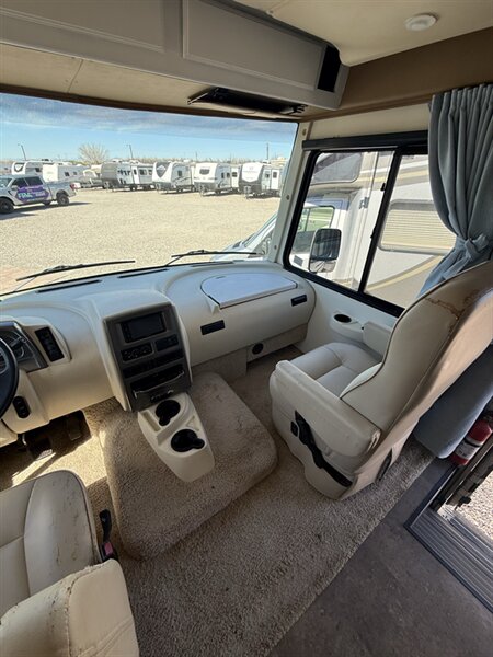 2016 Winnebago VISTA, $ 34,995