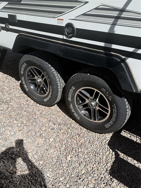 2021 Winnebago Micro Minnie 2108DS, $ 19,998