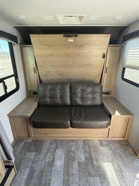 2021 Winnebago Micro Minnie 2108DS, $ 19,998
