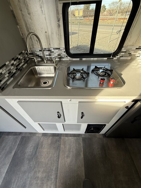 2023 Travel Lite Rove Lite, $ 14,995