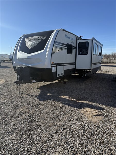 2019 Winnebago Minnie Plus 27RBDS, $ 19,750