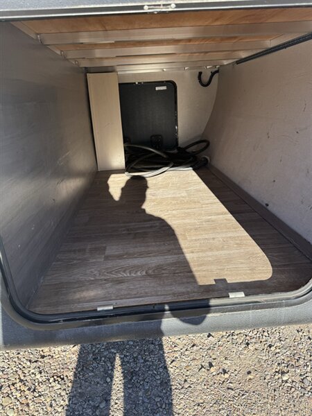 2019 Winnebago Minnie Plus 27RBDS, $ 19,750