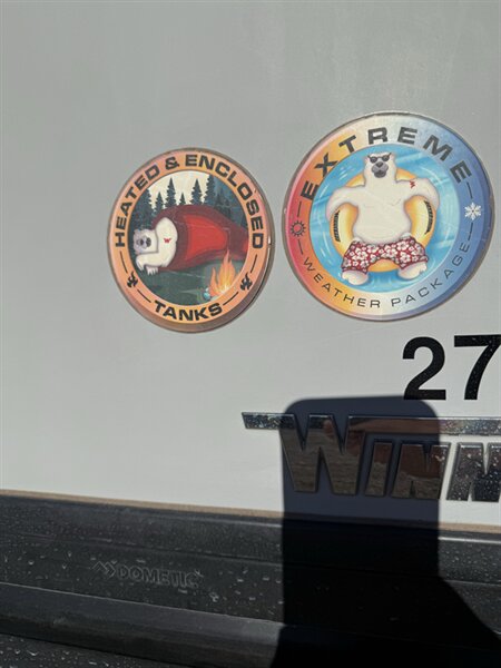 2019 Winnebago Minnie Plus 27RBDS, $ 19,750