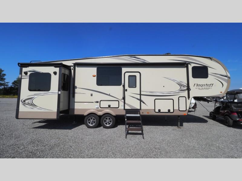 2018 Forest River Flagstaff Classic Super Lite 852, $ 0