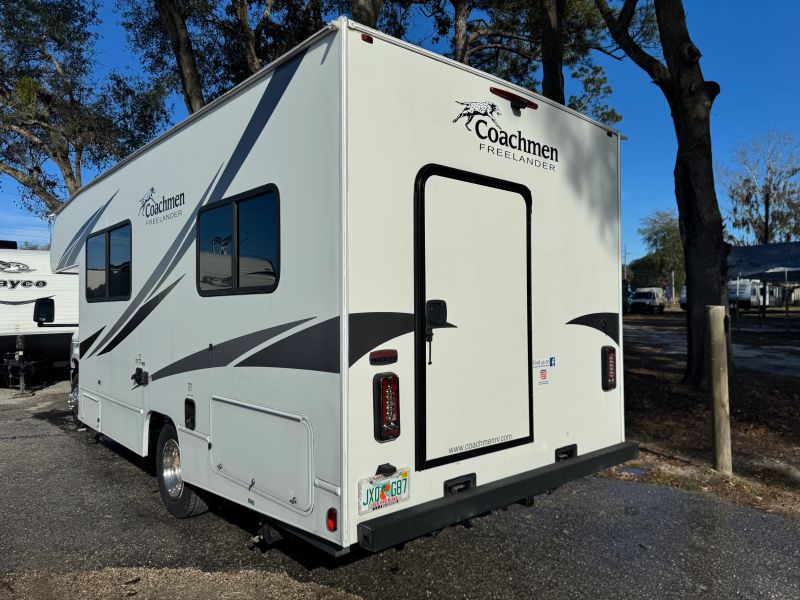 2021 Coachmen Freelander Value Leader, $ 39,500