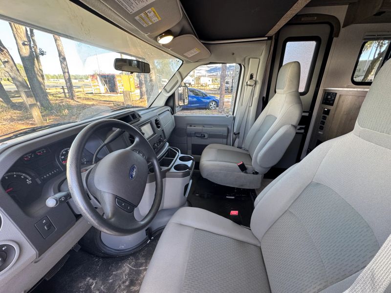 2021 Coachmen Freelander Value Leader, $ 39,500