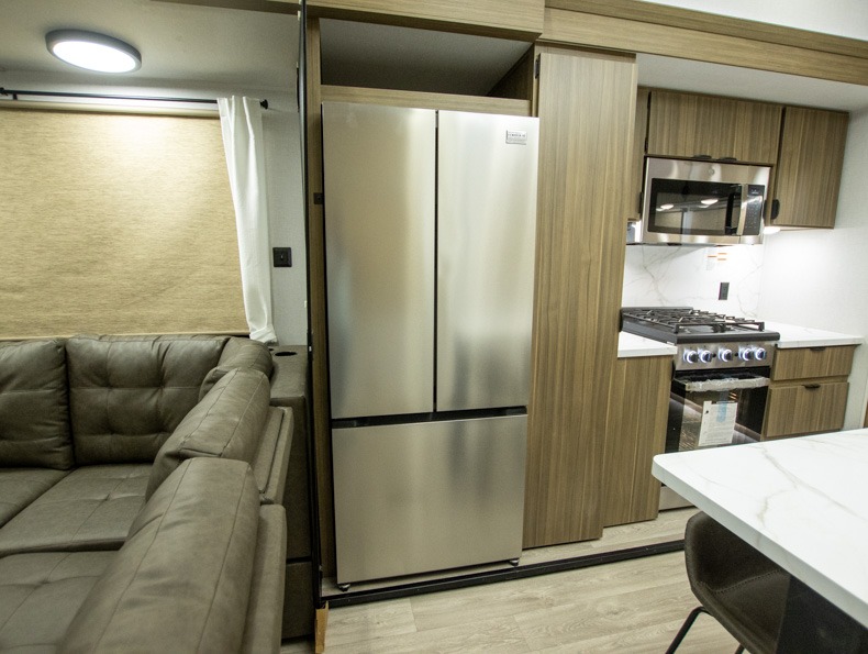 2026 Forest River Salem Villa Series 40FKP, $ 0