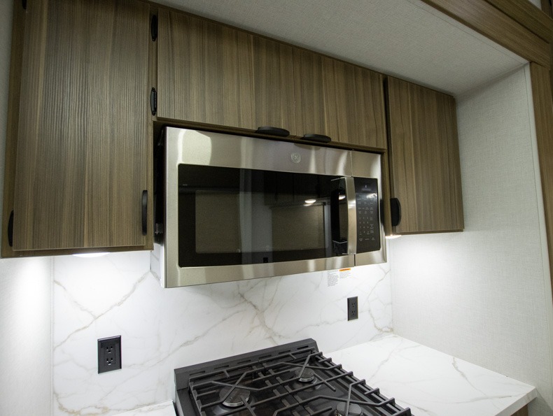 2026 Forest River Salem Villa Series 40FKP, $ 0