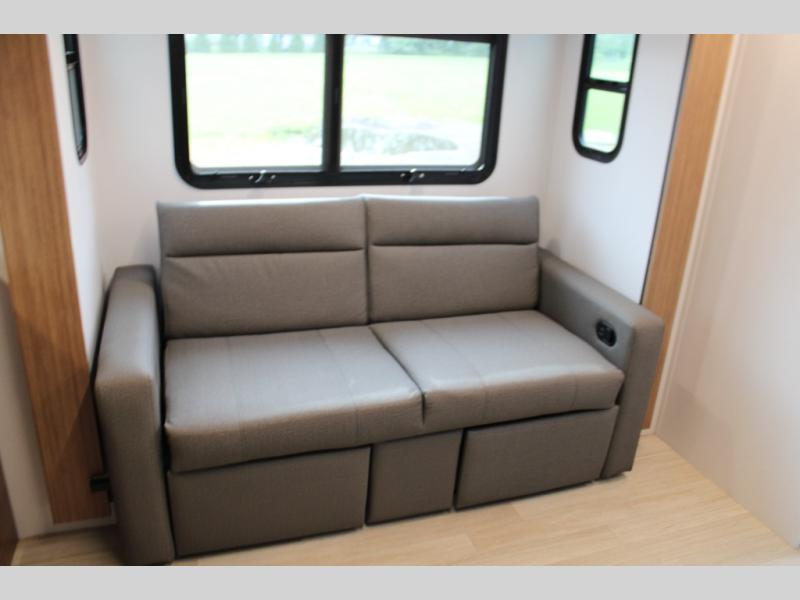 2026 Keystone Reign 19RK, $ 42,571