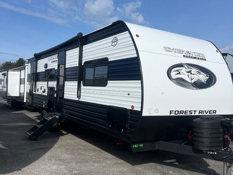 2026 Forest River Cherokee Grey Wolf Travel Traile, $ 49,667