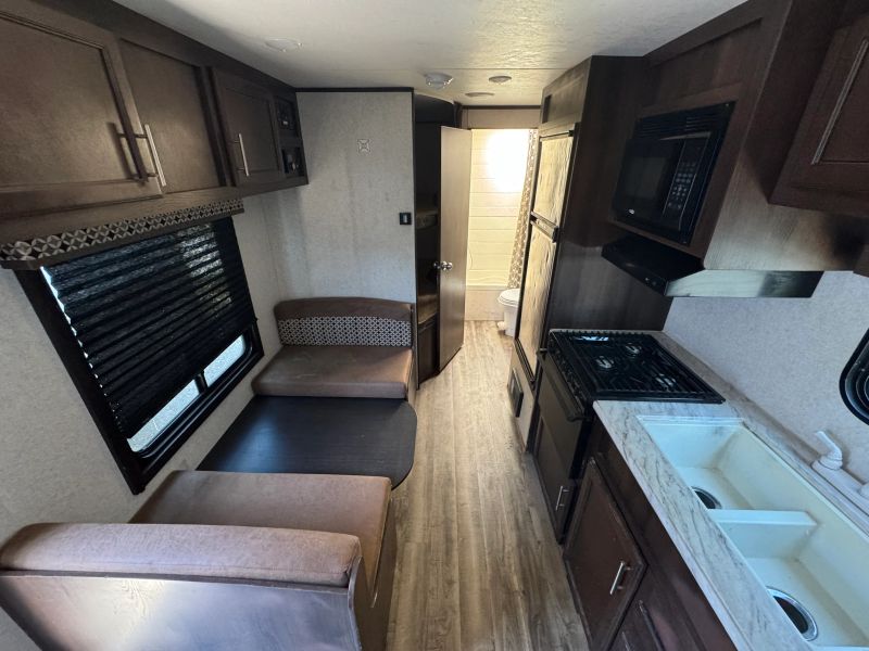 2019 Jayco Jay Flight SLX 8, $ 10,900