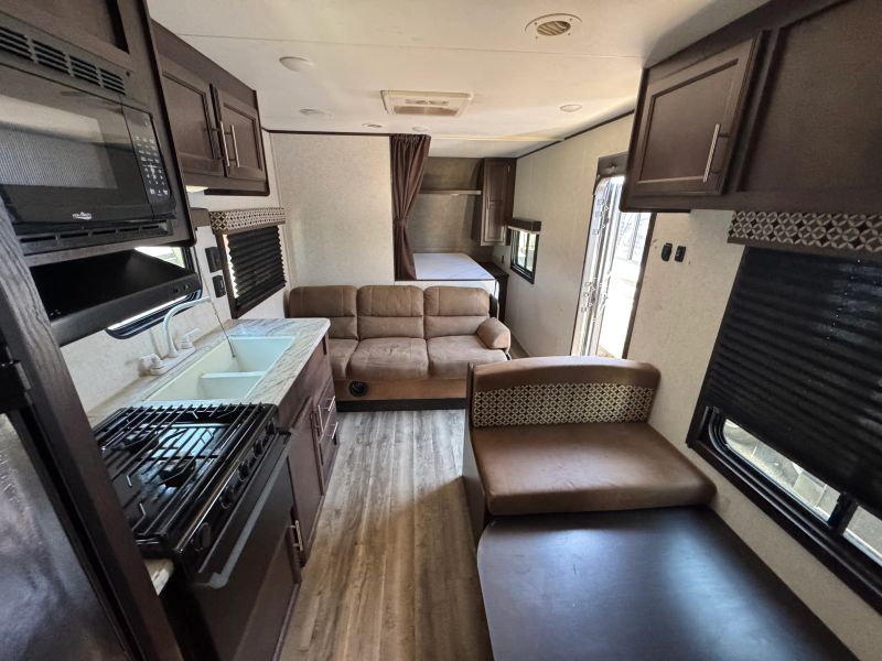 2019 Jayco Jay Flight SLX 8, $ 10,900