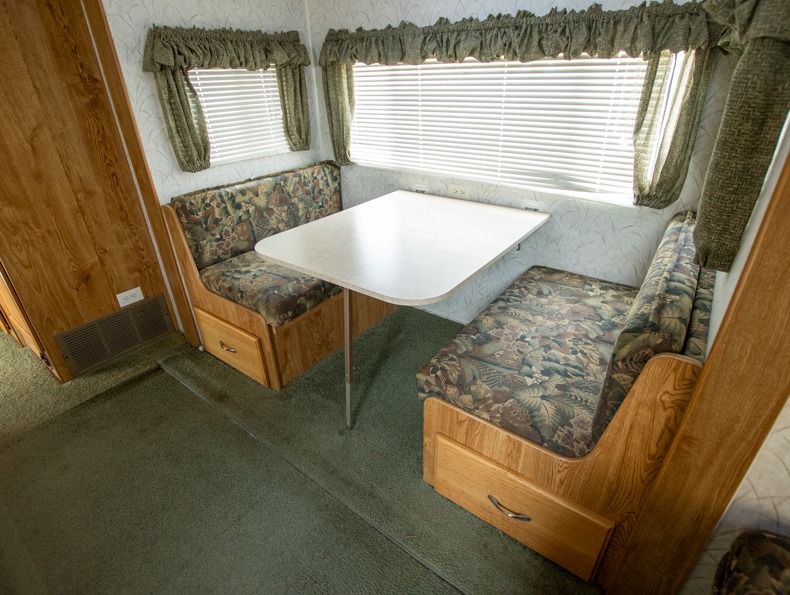 2002 Shasta Oasis 255TBS, $ 0