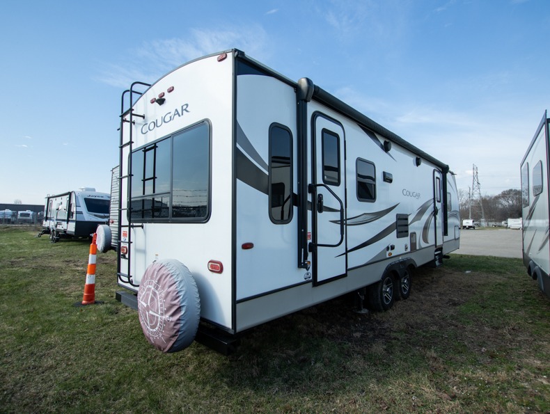 2020 Keystone Cougar Half-Ton (East) 29RLD, $ 0