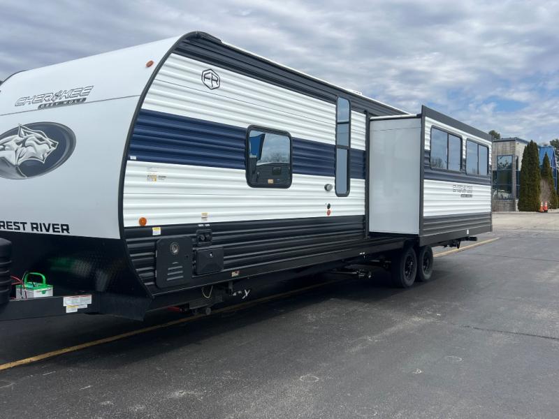 2026 Forest River Cherokee Grey Wolf Travel Traile, $ 52,995
