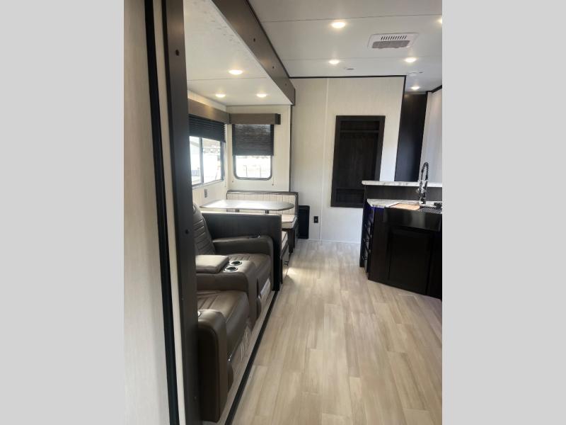 2026 Forest River Cherokee Wolf Pack Limited Fifth, $ 96,912