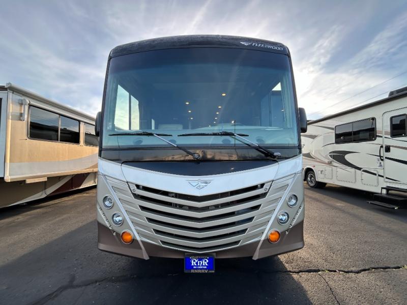 2017 Fleetwood Storm 32A, $ 89,990