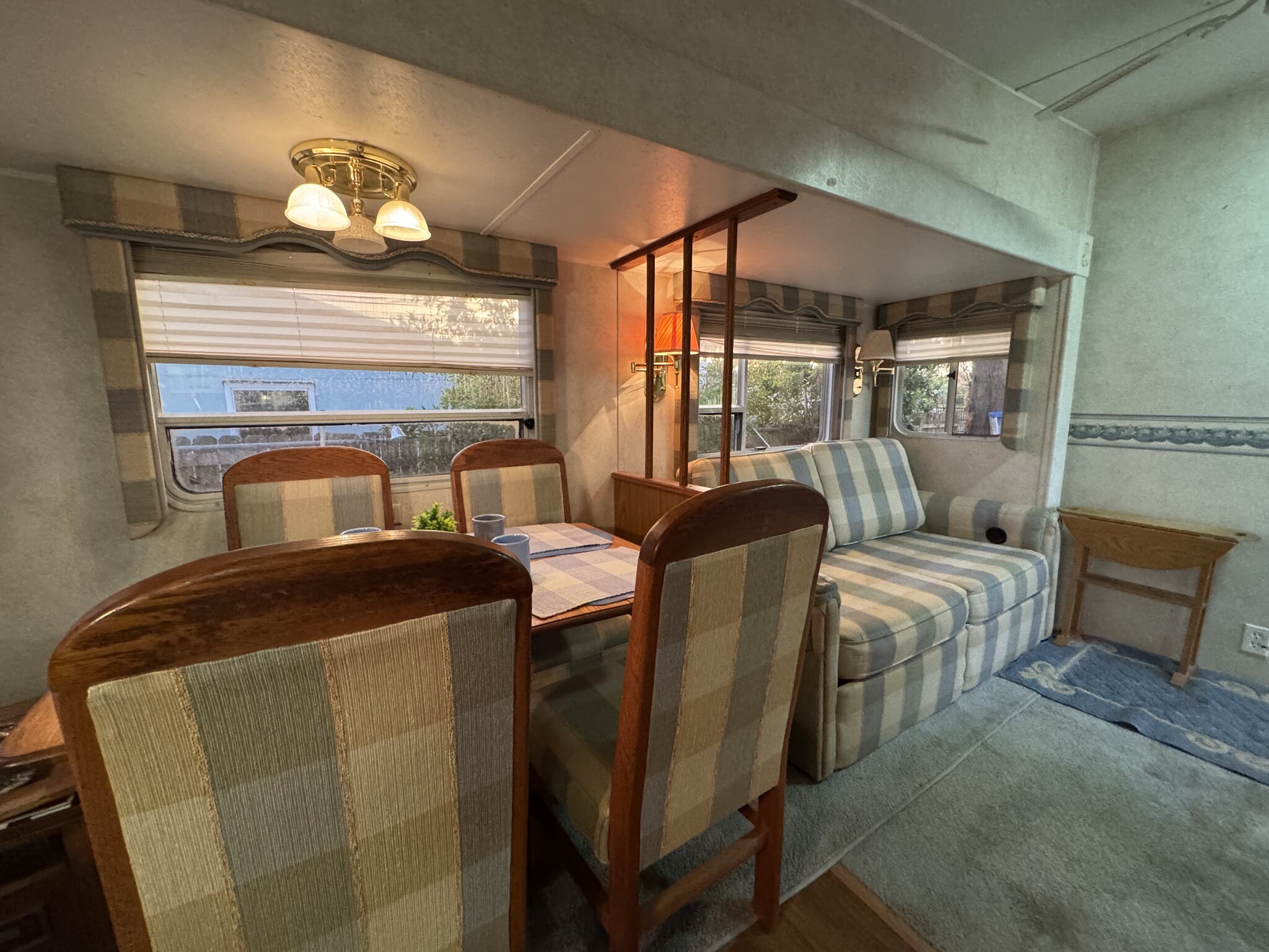 2000 Jayco Designer 2930RKS, $ 5,900