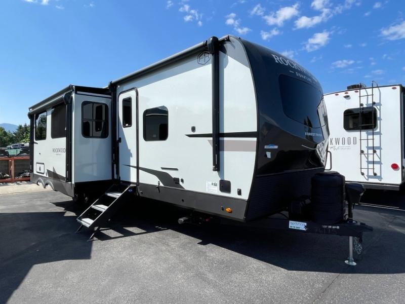 2026 Forest River Rockwood Signature Travel Traile, $ 84,505