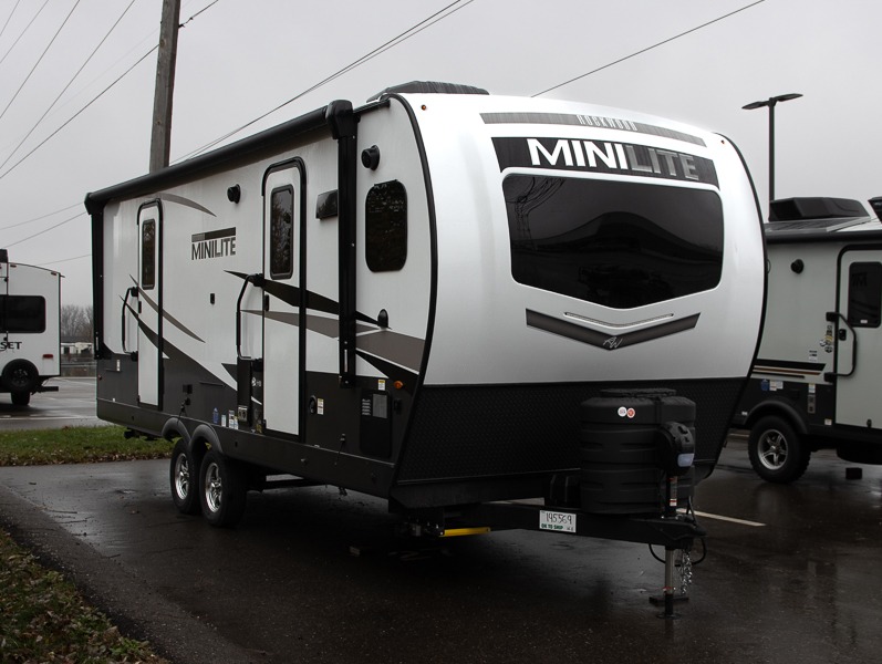 2025 Forest River Rockwood Mini Lite 2516S, $ 52,471