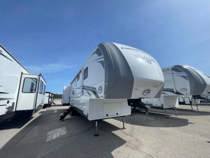 2025 Forest River Wildcat 41DREAM, $ 47,999