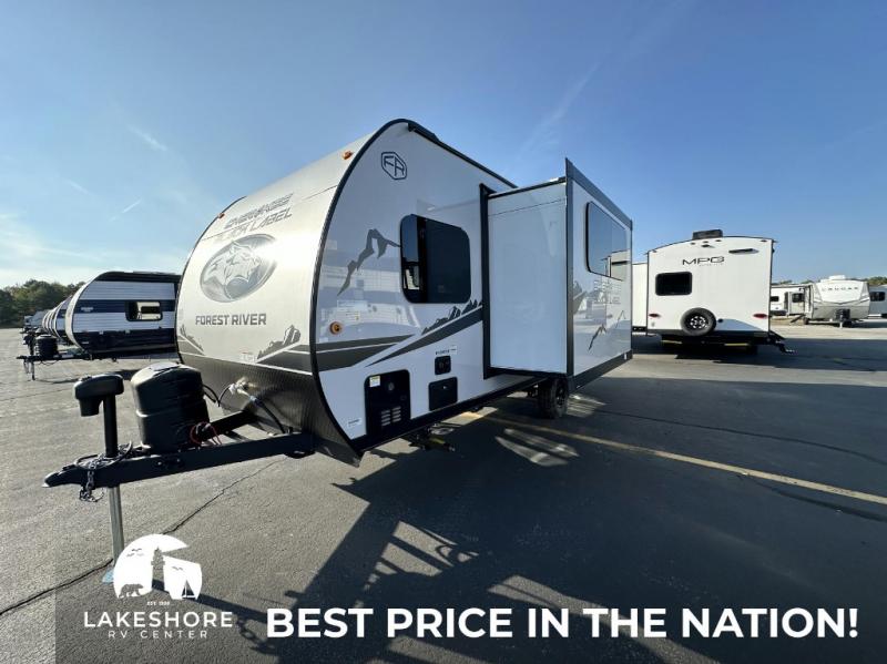 2025 Forest River Cherokee Wolf Pup Black Label 17, $ 42,699