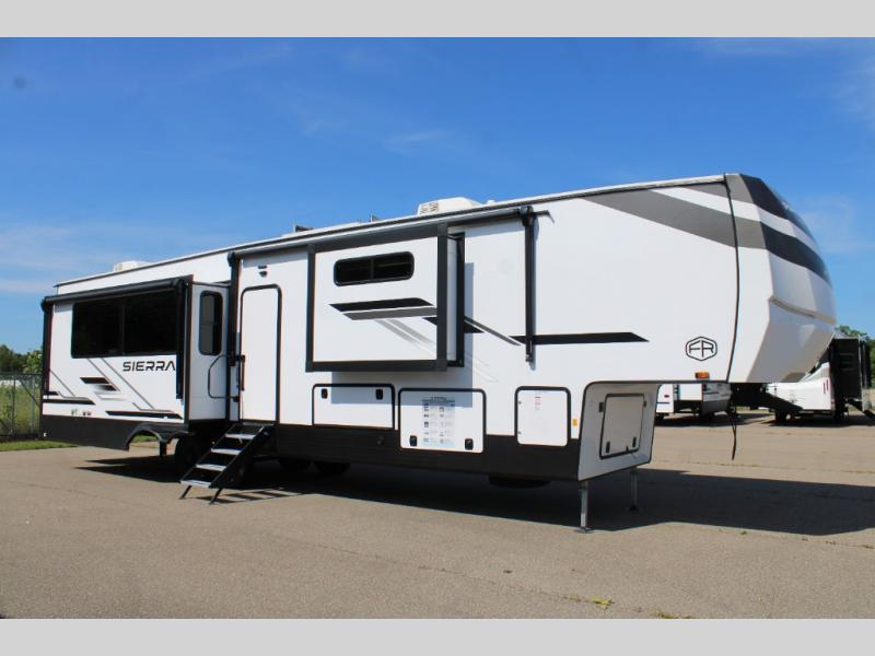 2025 Forest River Sierra 3800RK, $ 98,834