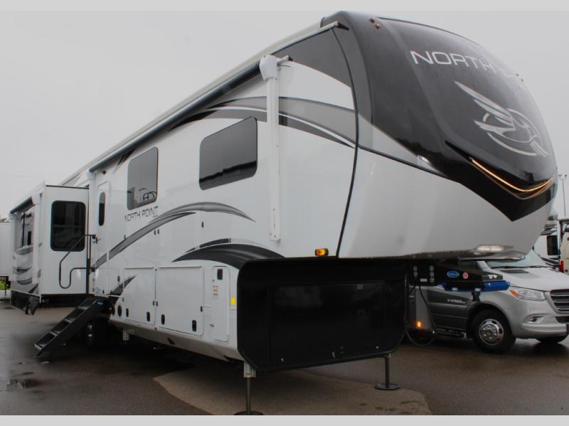 2023 Jayco North Point 377RLBH, $ 134,176