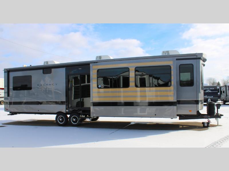 2025 Redwood Regency 3721FDB, $ 0