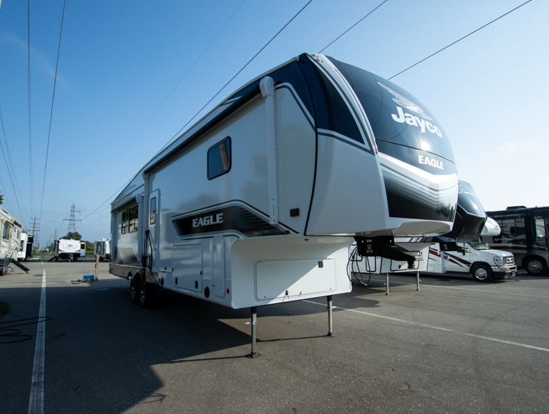 2026 Jayco Eagle 365UKTS, $ 104,530