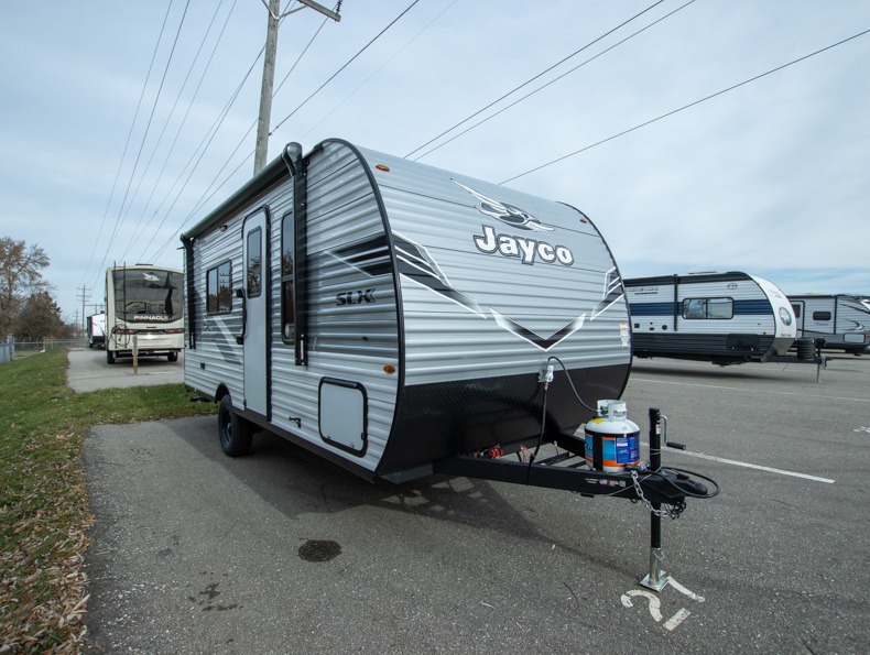 2026 Jayco Jay Flight SLX 175FQ, $ 27,811
