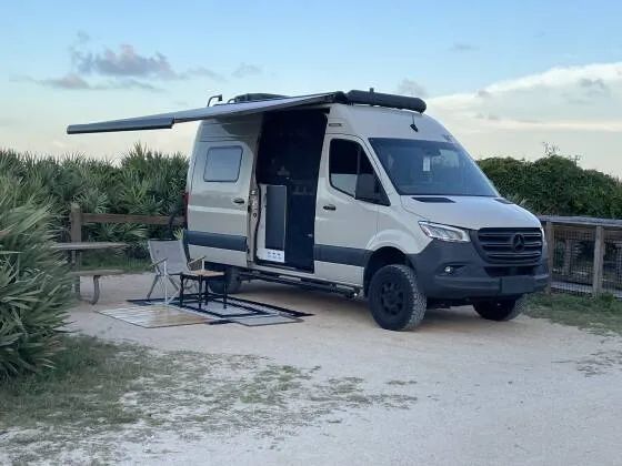 2021 Winnebago Revel, $ 95,000