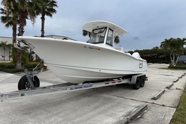 2025 Sea Hunt Ultra 265 SE, $ 129,900.00