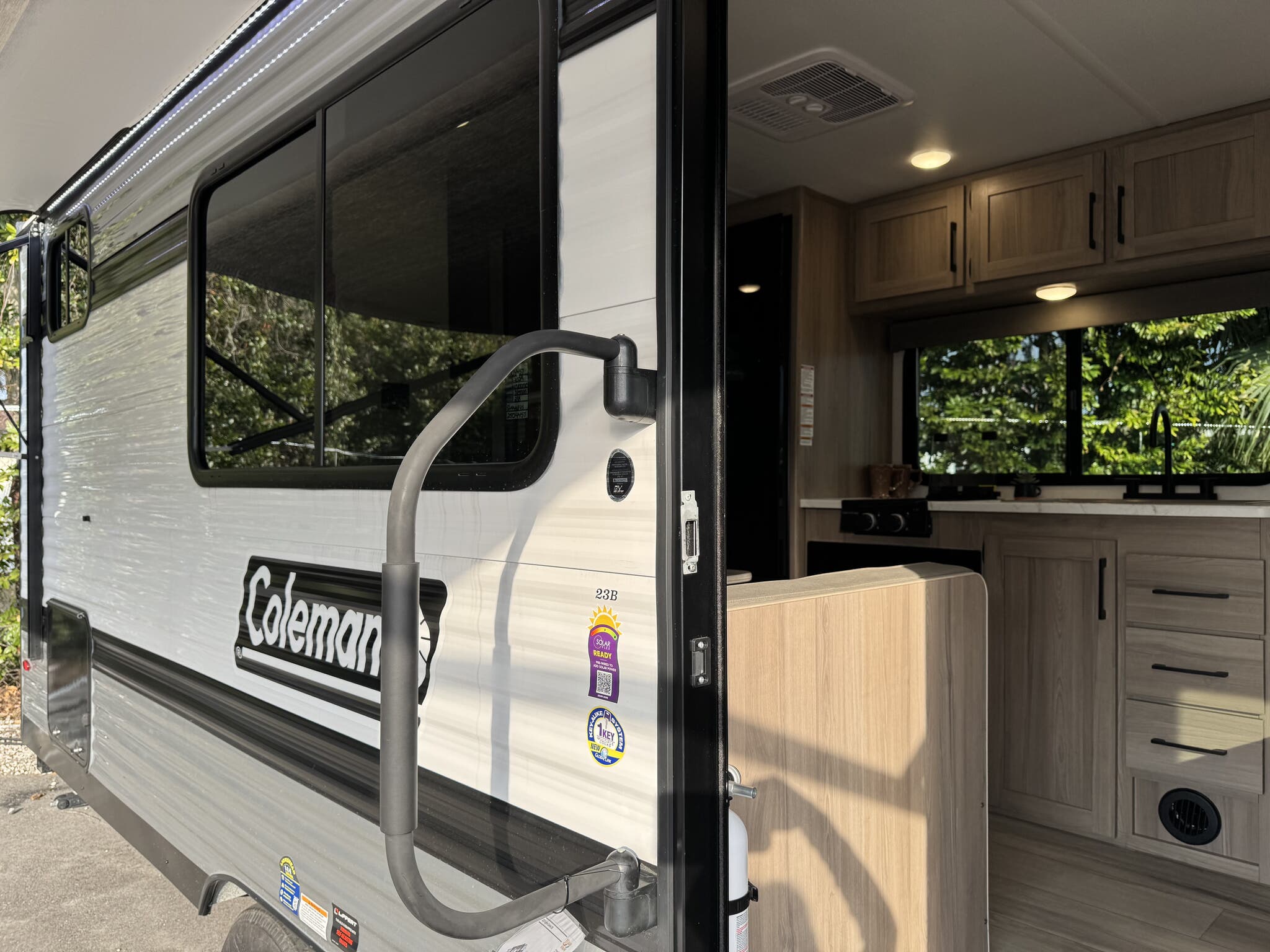 2025 Keystone Coleman 23B, $ 15,995