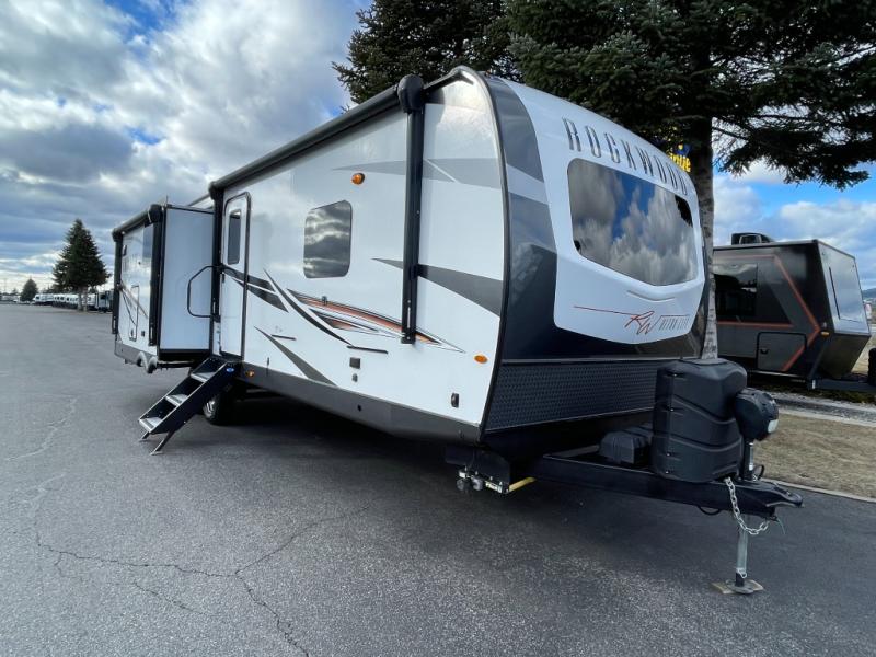 2022 Forest River Rockwood Ultra Lite 2720IK, $ 49,990