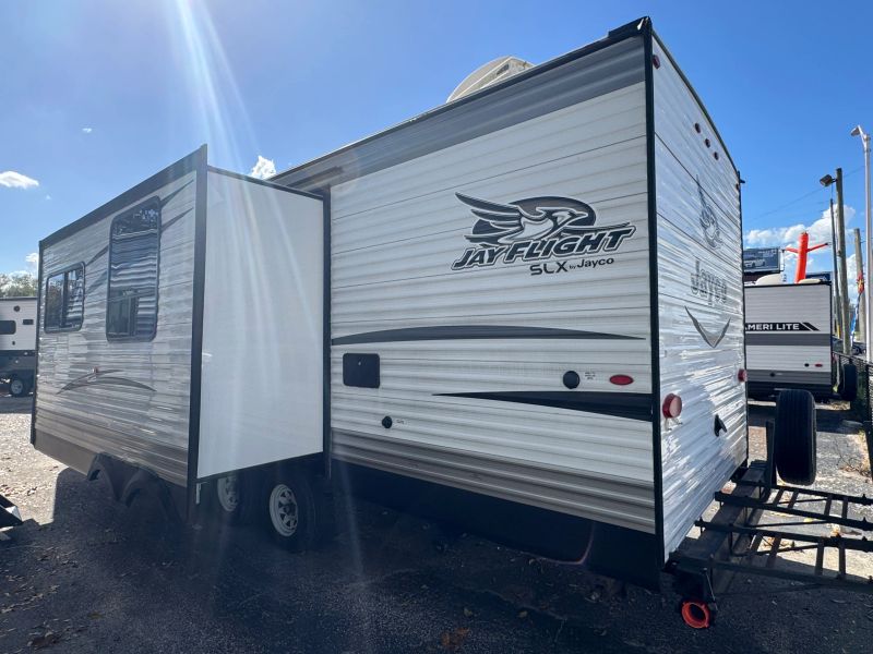 2018 Jayco Jay Flight SLX 8, $ 13,900