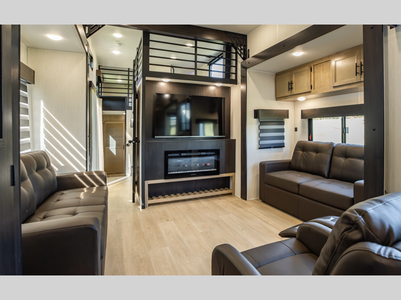 2026 Forest River Cherokee Timberwolf 39DK, $ 0