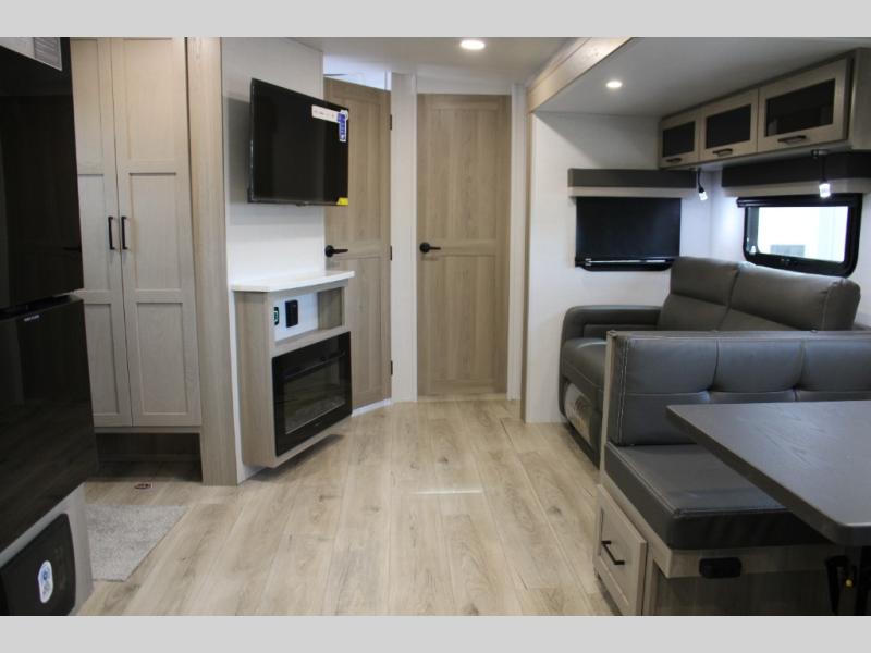 2026 Forest River Flagstaff Super Lite 26FKBS, $ 65,431