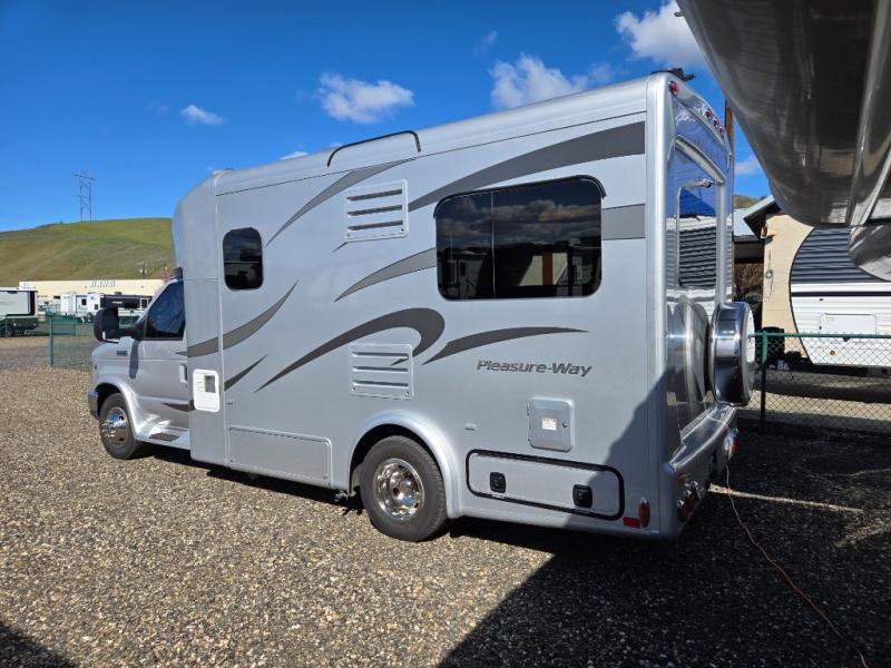 2015 Pleasure-Way Pursuit, $ 79,990
