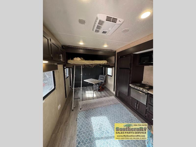 2019 Dynamite Manufacturing Man Cave TH26SS, $ 17,500