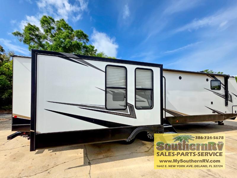 2022 Prime Time Manufacturing Lacrosse 3411RK, $ 36,999