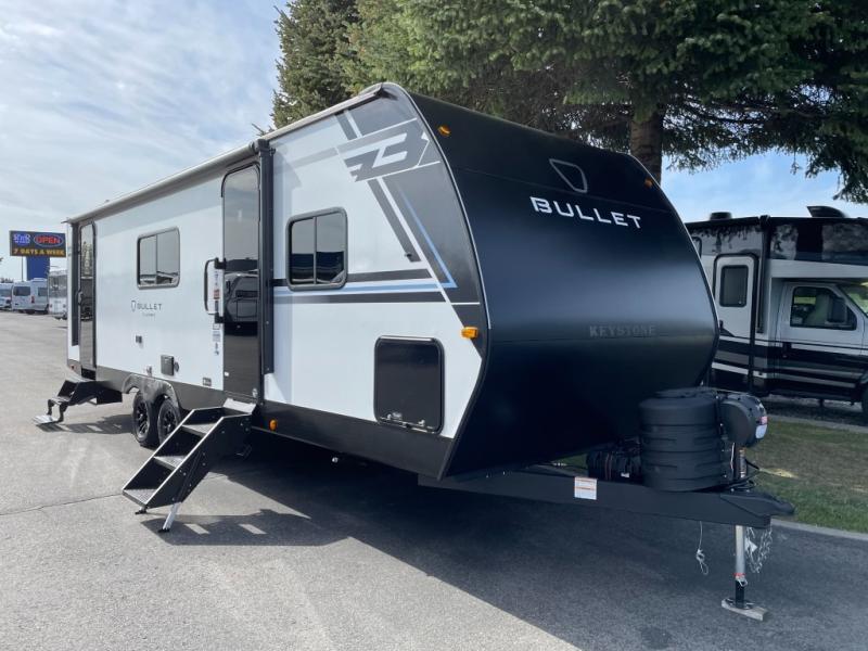 2026 Keystone Bullet Classic Dual Axle 26BHCWE, $ 37,862