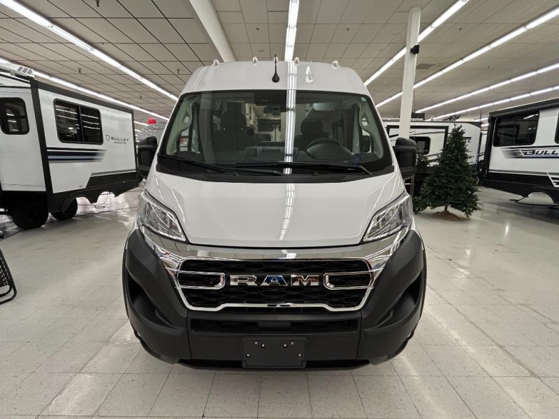 2024 Thor Motor Coach Dazzle 2JB, $ 87,990