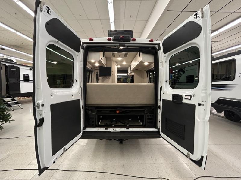 2024 Thor Motor Coach Dazzle 2JB, $ 87,990