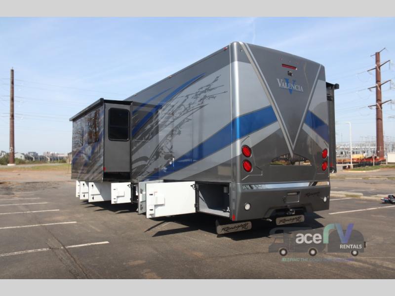 2022 Renegade Valencia 38BB, $ 0