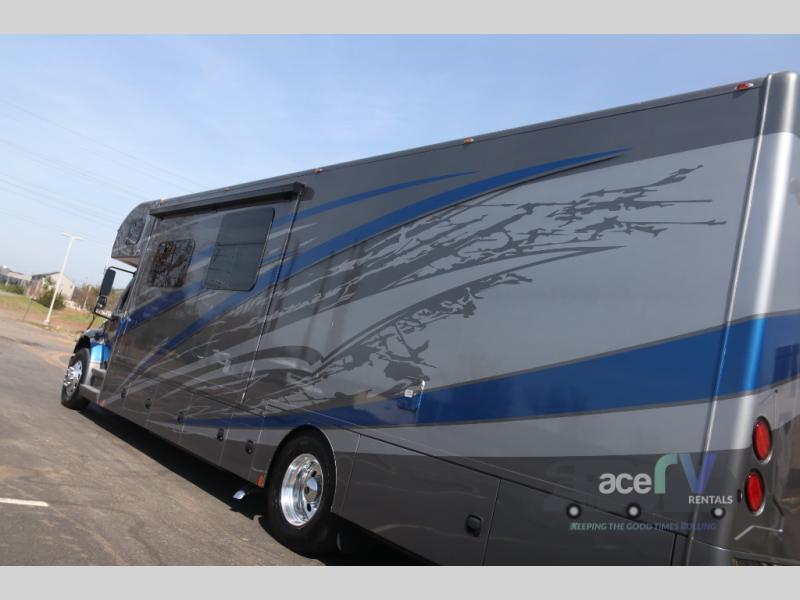 2022 Renegade Valencia 38BB, $ 0